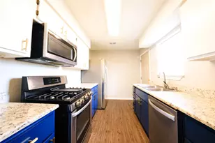 7312 Providence Ave, Austin, TX 78752 - Photo 3