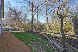 5303 Spring Meadow Rd, Austin, TX 78744 - Photo 19