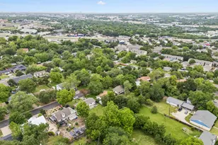 6902 Notre Dame Dr, Austin, TX 78723 - Photo 27