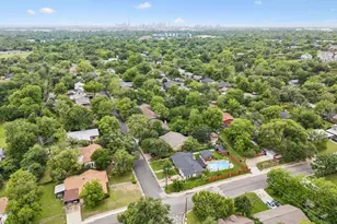 6902 Notre Dame Dr, Austin, TX 78723 - Photo 17