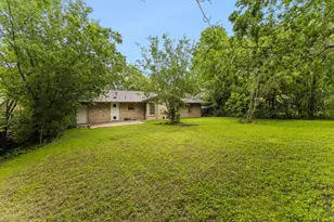 6902 Notre Dame Dr, Austin, TX 78723 - Photo 13