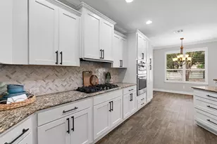 102 Emory Peak Trail, Georgetown, TX 78633 - Photo 17