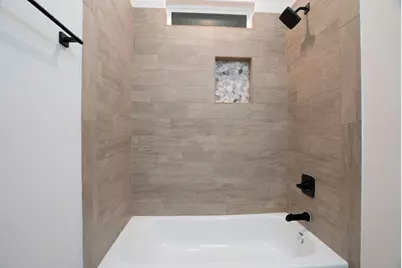 129 Callie Street, Smithville, TX 78957 - Photo 15