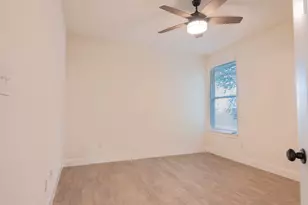 129 Callie St, Smithville, TX 78957 - Photo 11