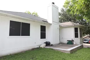 4901 Birch Creek Rd, Austin, TX 78744 - Photo 9