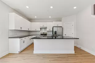 9311 Curious Squirrel St, Austin, TX 78744 - Photo 5