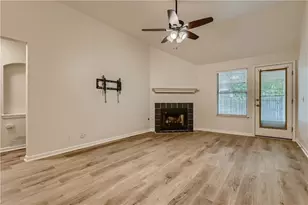 102 Osage Ct, Georgetown, TX 78626 - Photo 7
