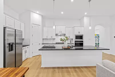 309 Hollister Drive, Liberty Hill, TX 78642 - Photo 7