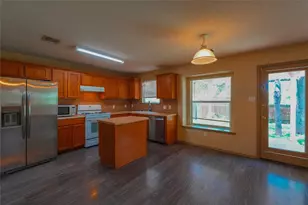 1900 Jesse Owens Dr, Austin, TX 78748 - Photo 13