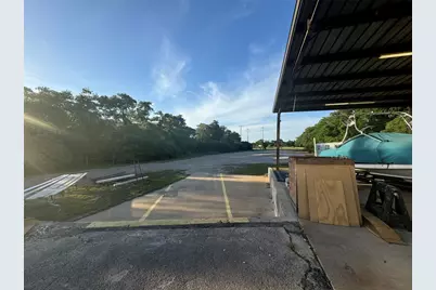 2502 Highway 304, Smithville, TX 78957 - Photo 11