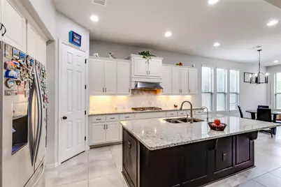 204 Lady Bird Lane, Georgetown, TX 78628 - Photo 11