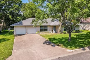 11012 Alhambra Dr, Austin, TX 78759 - Photo 3