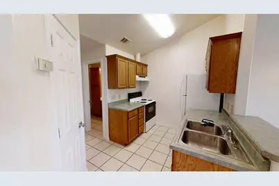 412 Burleson Street #121, San Marcos, TX 78666 - Photo 5