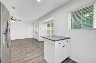 6506 King George Dr, Austin, TX 78745 - Photo 15