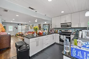 3801 Avenue G, Austin, TX 78751 - Photo 3