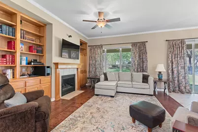 110 Persimmon Lane, Georgetown, TX 78633 - Photo 5