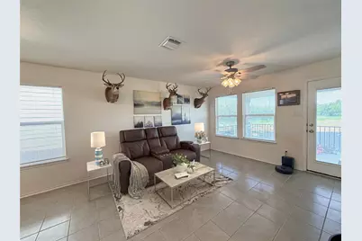 320 Katie Elder Drive, Jarrell, TX 76537 - Photo 5