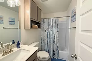 320 Katie Elder Dr, Jarrell, TX 76537 - Photo 13
