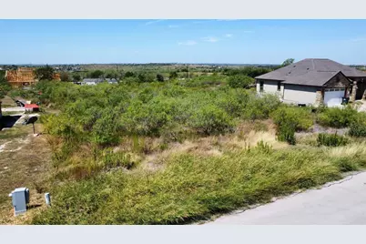 195 Burrobrush Street, Niederwald, TX 78640 - Photo 3