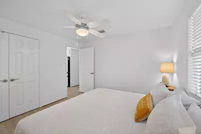 4303 Karankawa Way, Galveston, TX 77554 - Photo 17