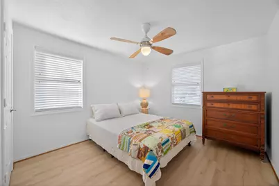 4303 Karankawa Way, Galveston, TX 77554 - Photo 15