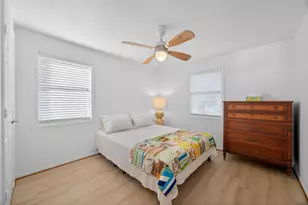 4303 Karankawa Way, Galveston, TX 77554 - Photo 15