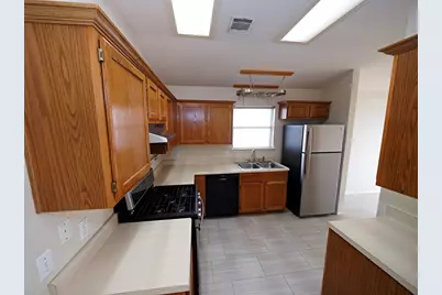 1161 Kentra Drive W, Pflugerville, TX 78660 - Photo 5