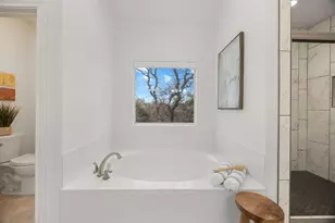 10502 Grand Oak Dr, Austin, TX 78750 - Photo 19