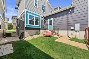 1904 Cleese Dr, Austin, TX 78741 - Photo 31