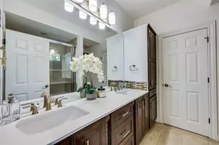 5605 Creek Meadows Cove, Austin, TX 78731 - Photo 15