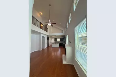 907 Sleepy Dell Lane, Austin, TX 78748 - Photo 5