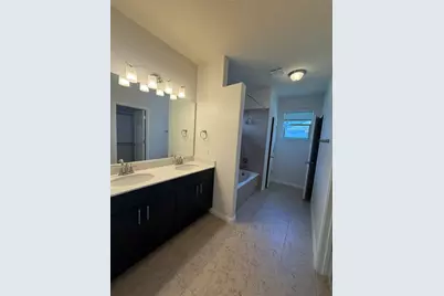 907 Sleepy Dell Lane, Austin, TX 78748 - Photo 15