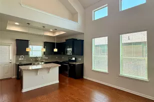 907 Sleepy Dell Ln, Austin, TX 78748 - Photo 7