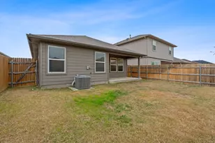 198 Andover Ln, Kyle, TX 78640 - Photo 25