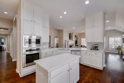 7004 High Bluff Trail, Round Rock, TX 78681 - Photo 11