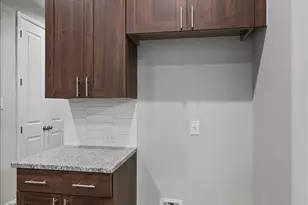 140 Scenic Hills Cir, Georgetown, TX 78628 - Photo 9
