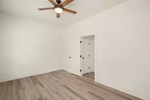 5405 Joe Sayers Ave, Austin, TX 78756 - Photo 19