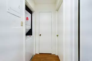 908 Poplar St, Austin, TX 78705 - Photo 9