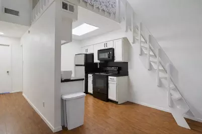 908 Poplar Street #201, Austin, TX 78705 - Photo 3