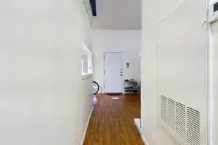 908 Poplar St, Austin, TX 78705 - Photo 9