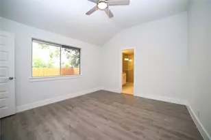 131 Stephen Ct, Kyle, TX 78640 - Photo 9