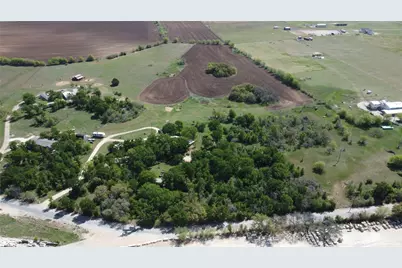 240 County Road 344, Jarrell, TX 76537 - Photo 1