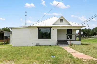 100 W Caskey Street, Florence, TX 76527 - Photo 3