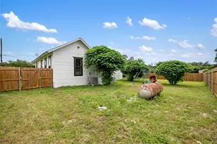 100 W Caskey St, Florence, TX 76527 - Photo 37