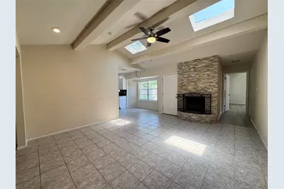 7101 Twisted Oaks Drive, Austin, TX 78745 - Photo 3
