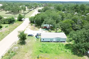 189 Indian Oak Dr, Bastrop, TX 78602 - Photo 9