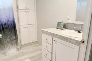 189 Indian Oak Dr, Bastrop, TX 78602 - Photo 19