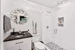 18 Sundown Pkwy, Austin, TX 78746 - Photo 19