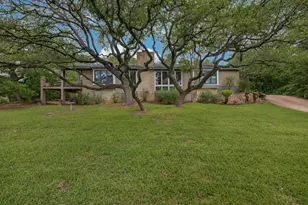 18 Sundown Pkwy, Austin, TX 78746 - Photo 1