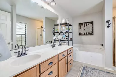 847 Bella Vista Circle, Kyle, TX 78640 - Photo 17